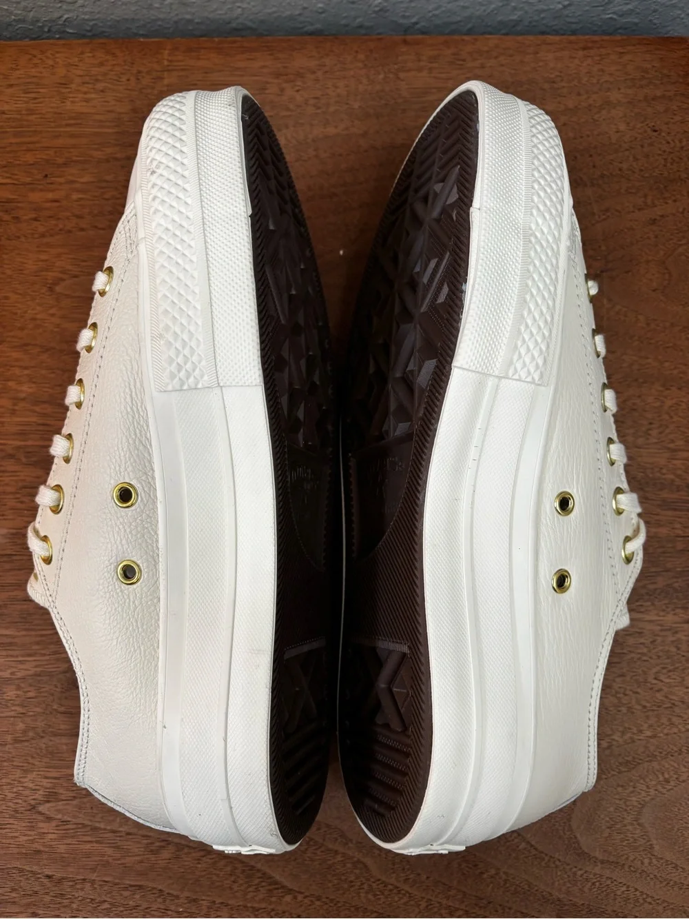 Chuck Taylor All Star Lift PlatformGolden Hits Women 9